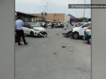 Un camionero se estampa contra una fila de nueve coches en la localidad valenciana de Onda 