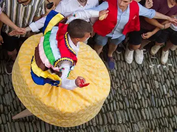 Los danzadores de Anguiano. Los danzadores de Anguiano.