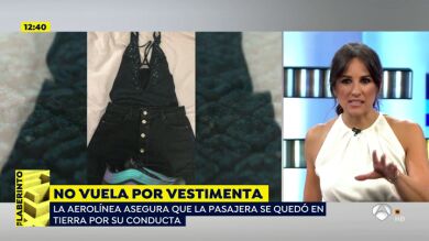 Una pasajera del vuelo que dejó en tierra a una mujer por llevar bañador: 