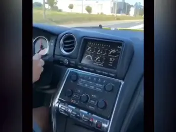 Se graban conduciendo a 201 kilómetros en La Coruña y lo suben a las redes sociales Se graban conduciendo a 201 kilómetros en La Coruña y lo suben a las redes sociales