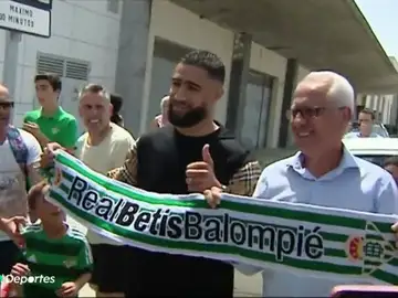 Fekir ficha por el Betis tras pagar 19,75 millones al Olympique de Lyon Fekir ficha por el Betis tras pagar 19,75 millones al Olympique de Lyon