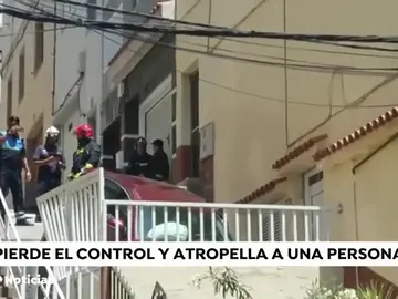 Un conductor se equivoca de calle y provoca un accidente en Gran Canaria Un conductor se equivoca de calle y provoca un accidente en Gran Canaria