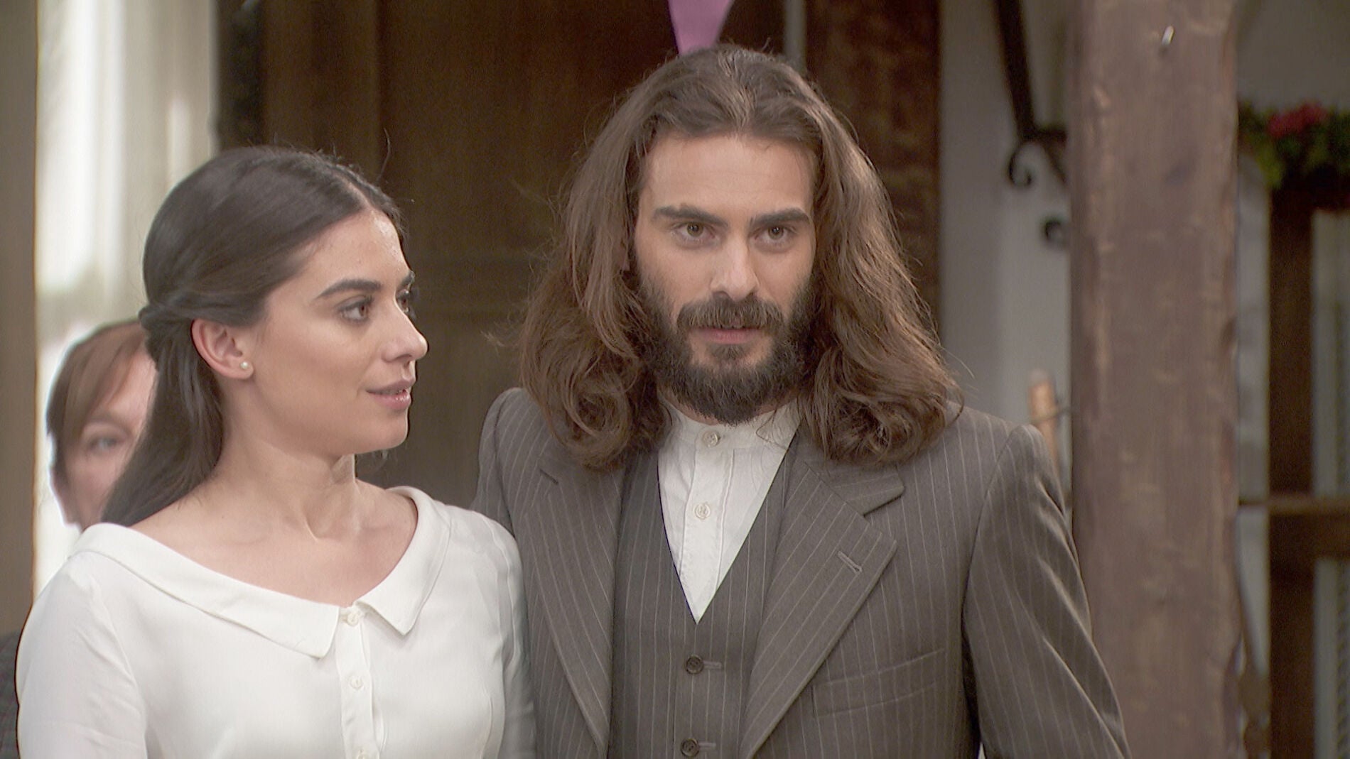 Avance 'El secreto de Puente Viejo': Elsa e Isaac, a punto de contar una importante noticia  