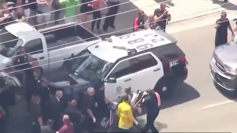 Detienen a un joven por matar a cuatro personas en varios tiroteos Detienen a un joven por matar a cuatro personas en varios tiroteos