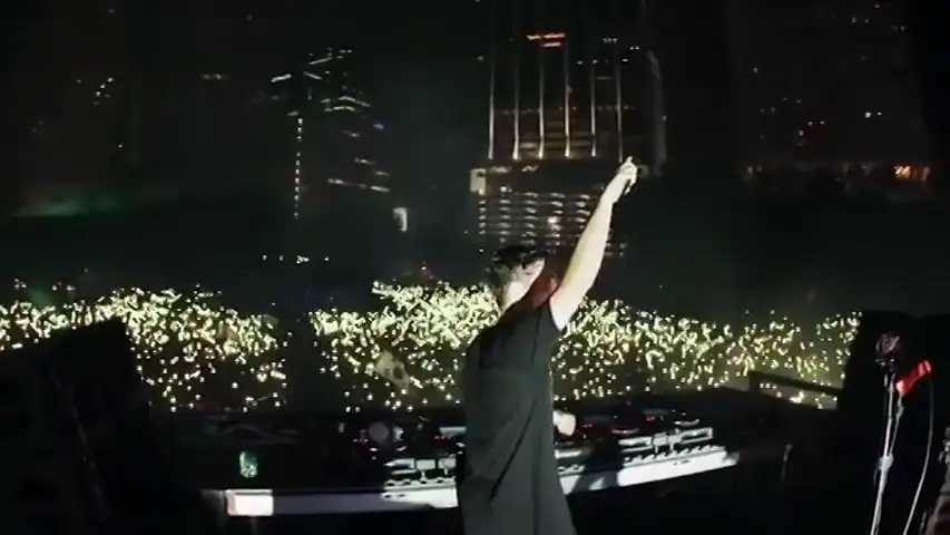 Martin Garrix, la gran estrella de este viernes en el festival Arenal Sound Martin Garrix, la gran estrella de este viernes en el festival Arenal Sound