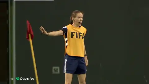 Histórico: La francesa Stéphanie Frappart arbitrará la Supercopa de Europa entre Liverpool y Chelsea Histórico: La francesa Stéphanie Frappart arbitrará la Supercopa de Europa entre Liverpool y Chelsea