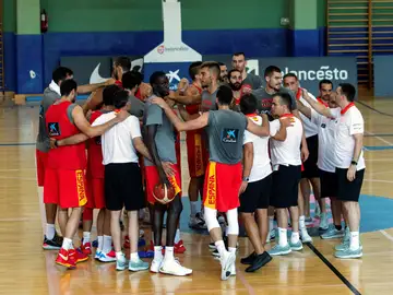 La selección masculina de baloncesto entrenando en el pabellón Triangulo de oro en Madrid La selección masculina de baloncesto entrenando en el pabellón Triangulo de oro en Madrid