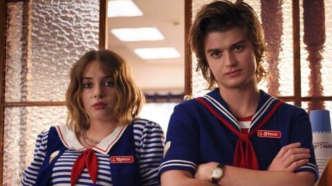 Maya Hawke y Joe Keery, Steve y Robin en 'Stranger Things 3'