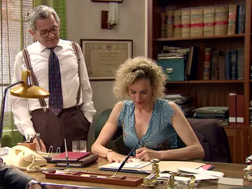‘Amar es para siempre’: Silvia y Quintero firman el contrato del piso ‘Amar es para siempre’: Silvia y Quintero firman el contrato del piso