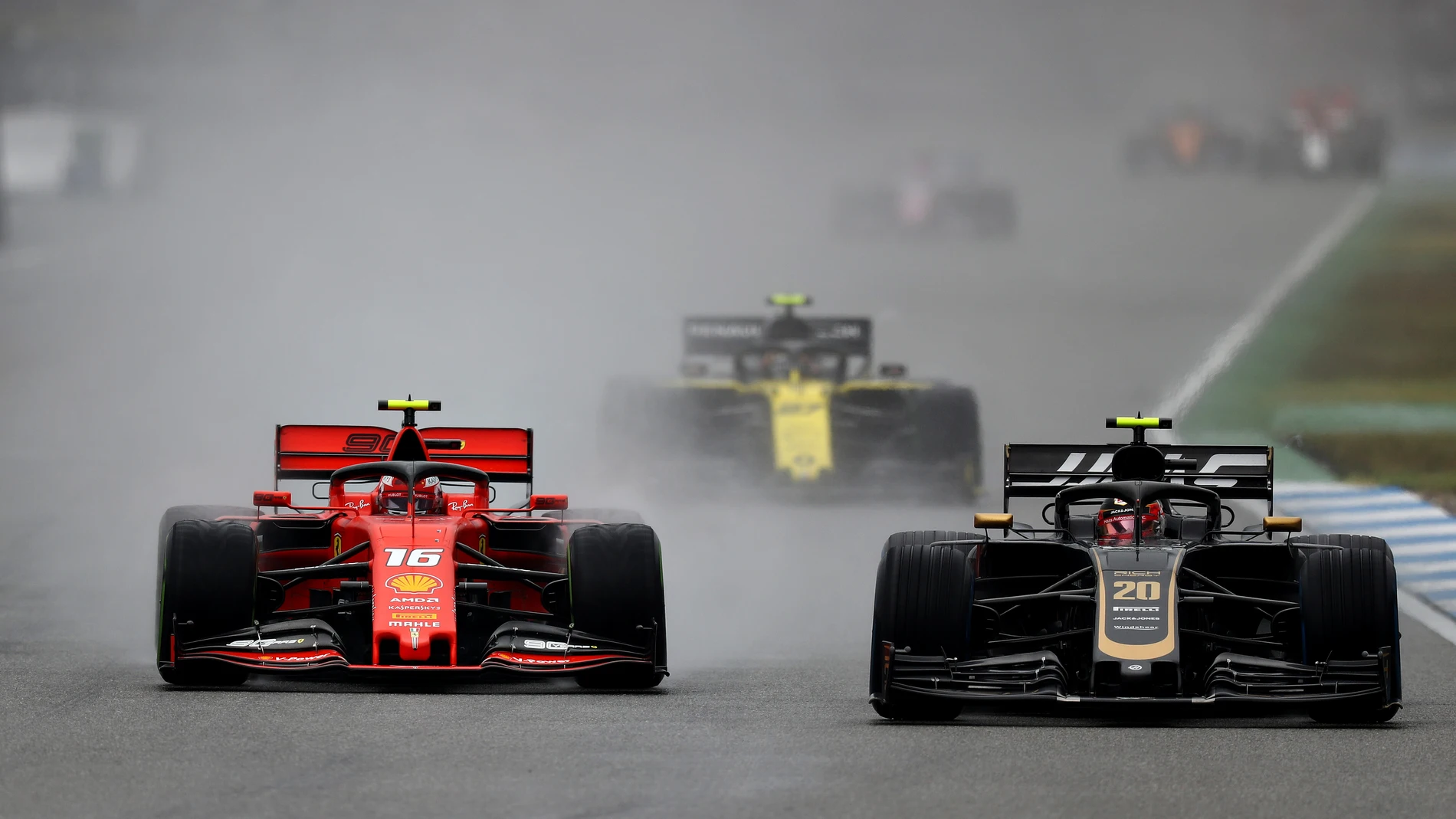 Leclerc y Magnussen en el Gran Premio de Alemania Leclerc y Magnussen en el Gran Premio de Alemania