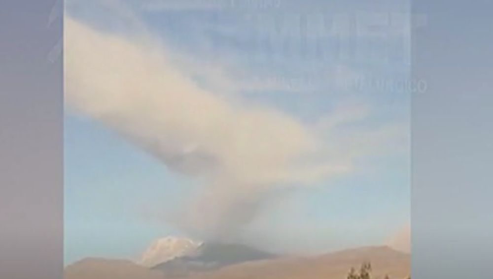 El volcán Sabancaya entra en Erupción