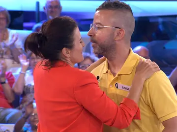 Silvia Abril, a un concursante: “Iba a besarte en la boca” Silvia Abril, a un concursante: “Iba a besarte en la boca”