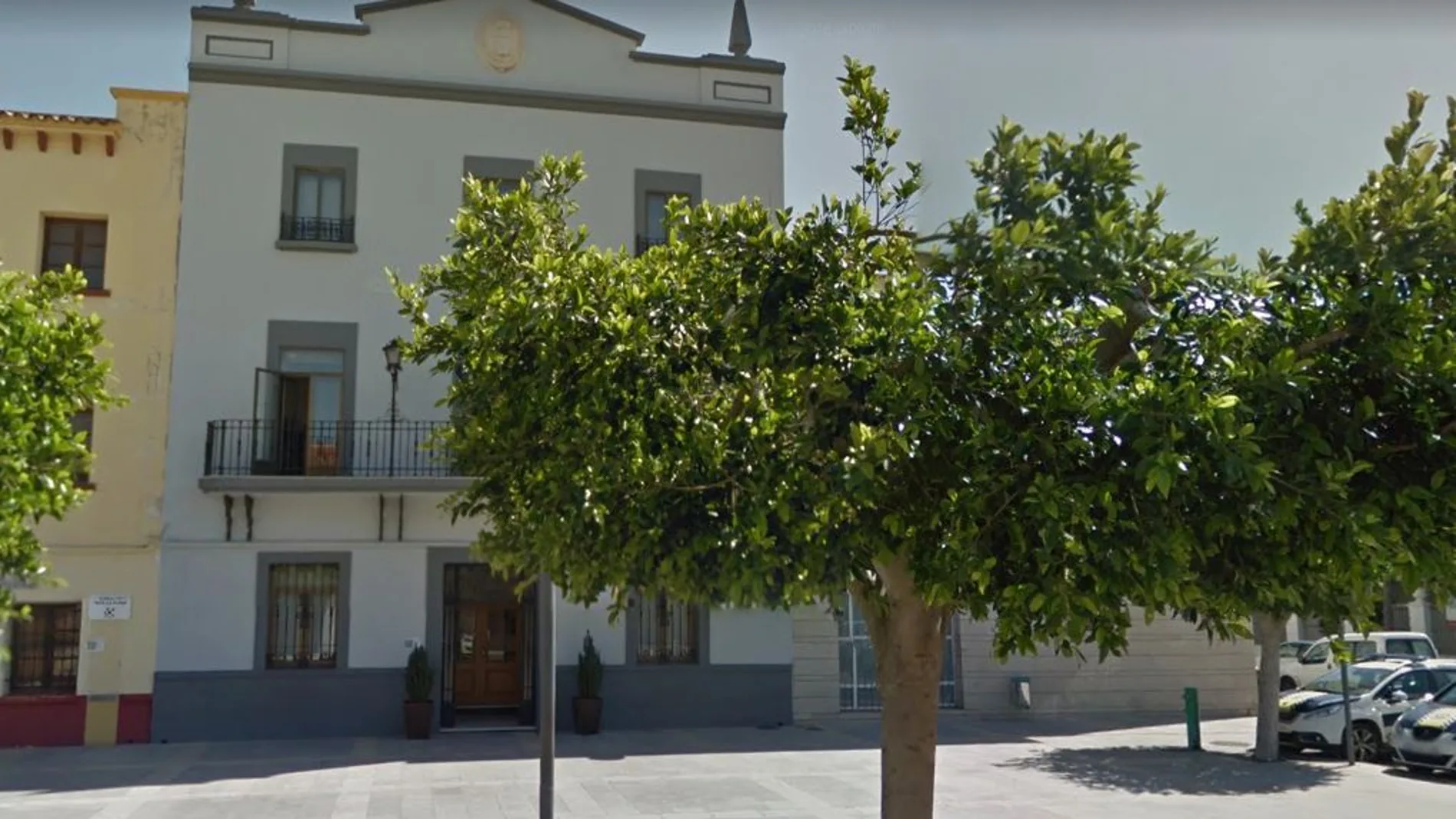 El alcalde de Piles reparte competencias entre todos los ediles al negarle la oposición el sueldo que quería El alcalde de Piles reparte competencias entre todos los ediles al negarle la oposición el sueldo que quería