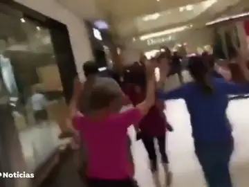 Varios muertos por el ataque de varias personas con armas de fuego en los grandes almacenes Walmart de El Paso, en Texas Varios muertos por el ataque de varias personas con armas de fuego en los grandes almacenes Walmart de El Paso, en Texas