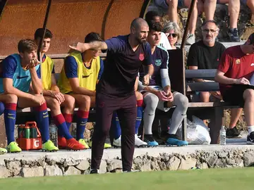 Víctor Valdés, durante su primer partido como técnico Víctor Valdés, durante su primer partido como técnico