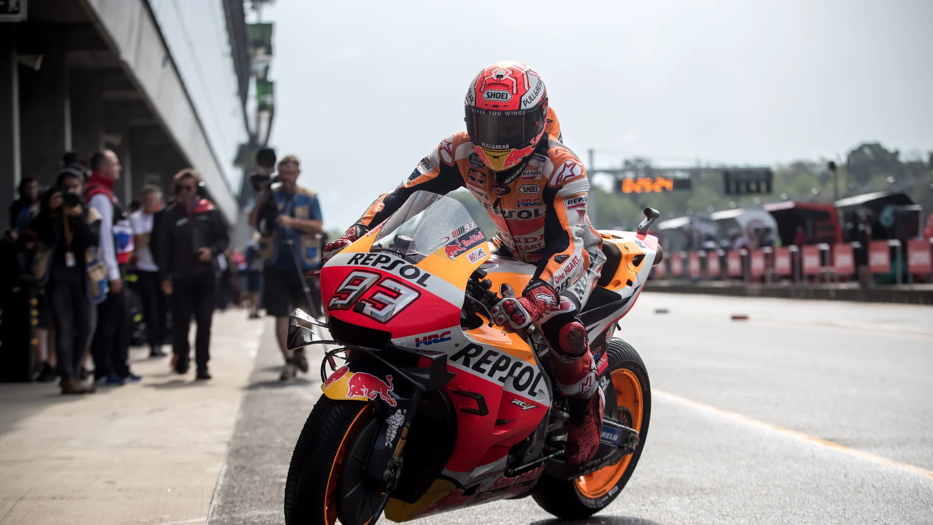 Marc Márquez consigue la pole en el GP de República Checa Marc Márquez consigue la pole en el GP de República Checa