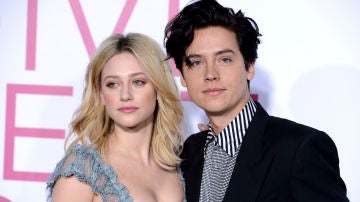 Lili Reinhart y Cole Sprouse
