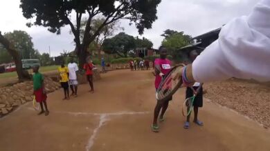 Tenis solidario en Uganda: 