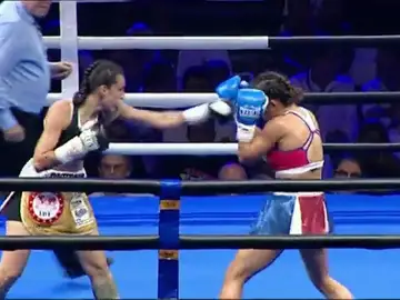 Joana Pastrana pierde su corona mundial de boxeo ante Yokasta Valle Joana Pastrana pierde su corona mundial de boxeo ante Yokasta Valle