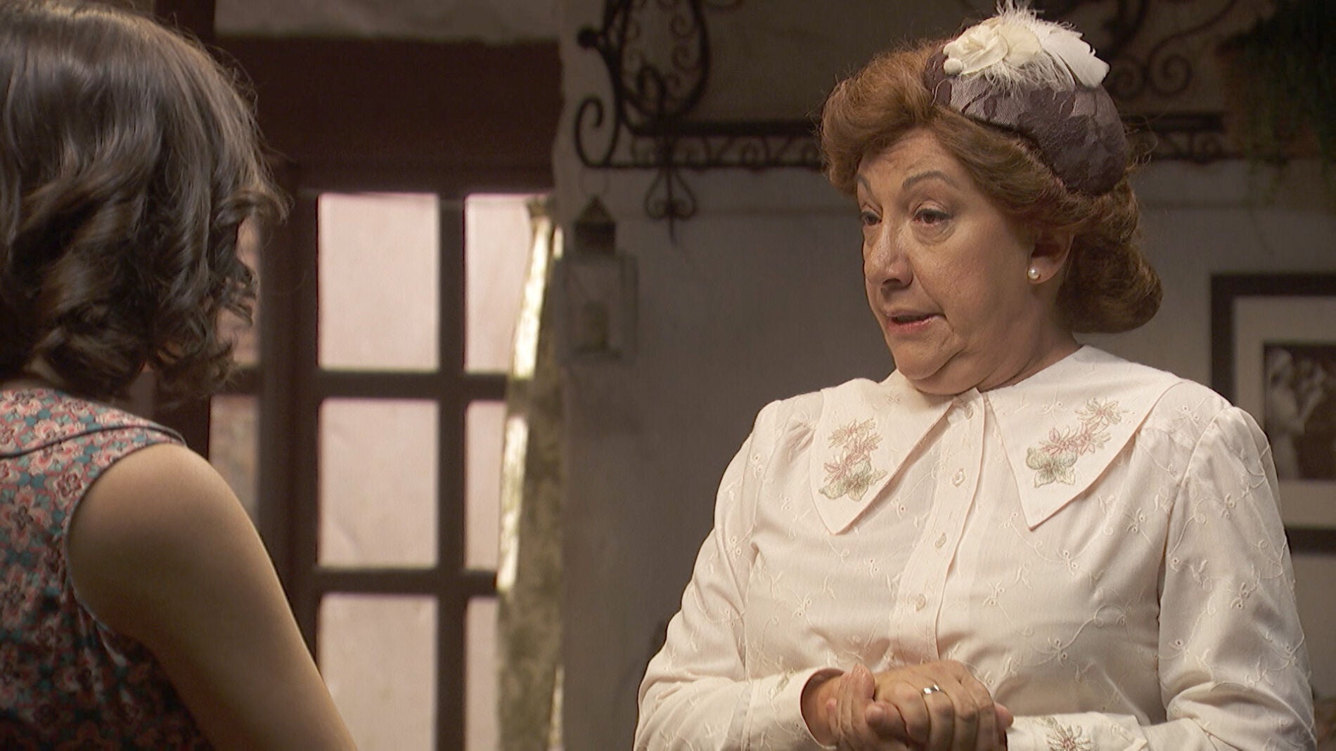 Dolores destapa la verdad sobre Esther 