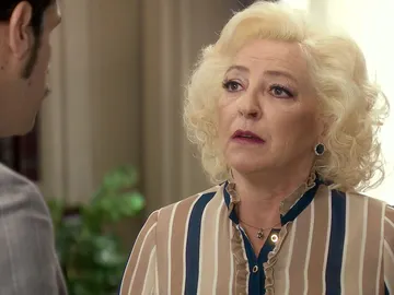 Carlos no perdona la mentira de Ascensión Carlos no perdona la mentira de Ascensión