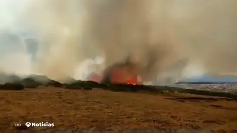 Se reactivan varios focos en el incendio de la Morcuera Se reactivan varios focos en el incendio de la Morcuera