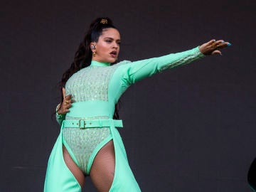 Rosalía derrocha arte en el Festival Lollapalooza de Chicago 