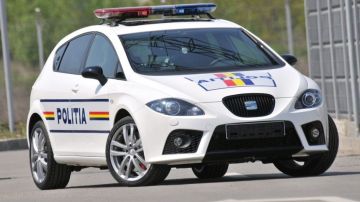Coche de la Policía rumana
