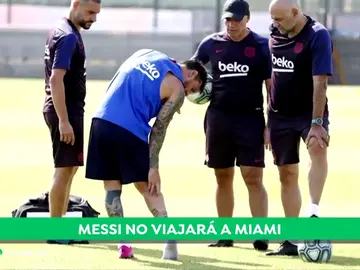 Leo Messi sufre una lesión de grado I en el sóleo y no viaja a la gira del Barça por EE.UU. Leo Messi sufre una lesión de grado I en el sóleo y no viaja a la gira del Barça por EE.UU.