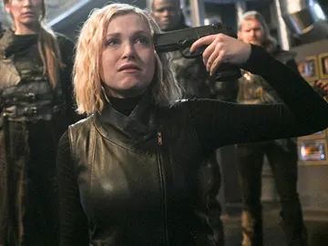 Eliza Taylor en el final de la sexta temporada de 'The 100' Eliza Taylor en el final de la sexta temporada de 'The 100'