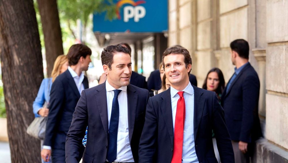 El líder del PP, Pablo Casado, y su secretario general, Teodoro García Egea