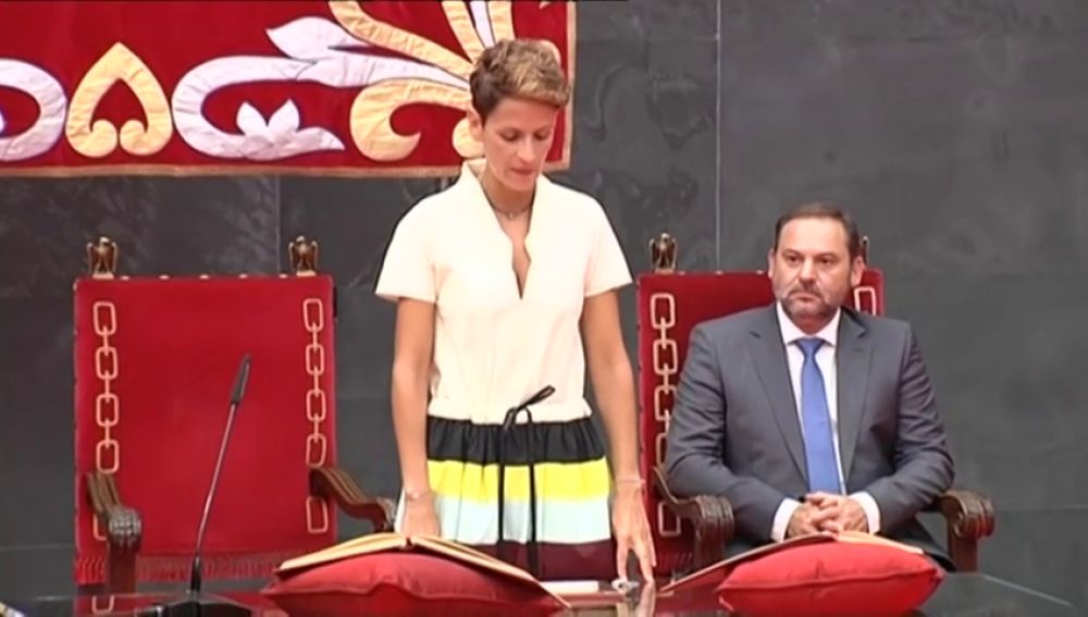 Chivite promete su cargo como presidenta de Navarra