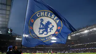 La bandera del Chelsea ondea en Stamford Bridge La bandera del Chelsea ondea en Stamford Bridge