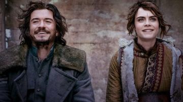 Orlando Bloom y Cara Delevingne en 'Carnival Row' Orlando Bloom y Cara Delevingne en 'Carnival Row'