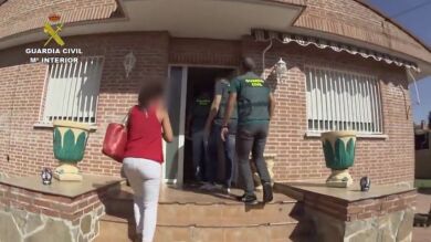 Estafa en la venta de viviendas: Detenida una pareja que decía vender casas de subastas