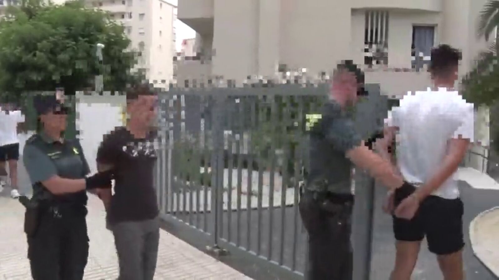 Prisión provisional para tres de los cinco detenidos por abusar sexualmente de dos mujeres en Benidorm