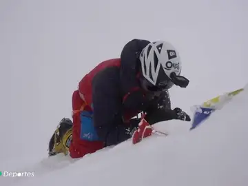 Sergi Mingote, la primera persona en coronar seis ochomiles en un año: "Un alpinista murió en mis brazos" Sergi Mingote, la primera persona en coronar seis ochomiles en un año: "Un alpinista murió en mis brazos"