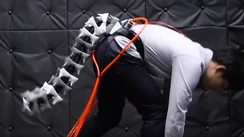 La cola robótica que pretende mejorar el equilibrio en las personas La cola robótica que pretende mejorar el equilibrio en las personas