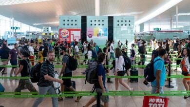 El segundo día de huelga en El Prat transcurre con poca incidencia