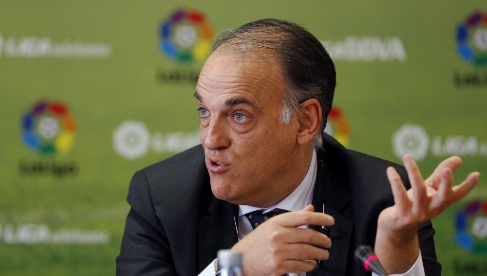 El presidente de la Liga, Javier Tebas, asegura que habrá partidos los lunes