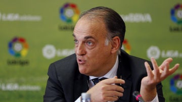 El presidente de la Liga, Javier Tebas, asegura que habrá partidos los lunes