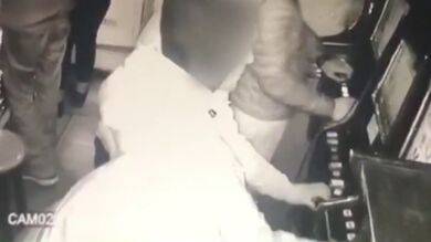 Buscan al autor de un tiroteo que ha matado a cinco personas en un salón de juegos en Chile