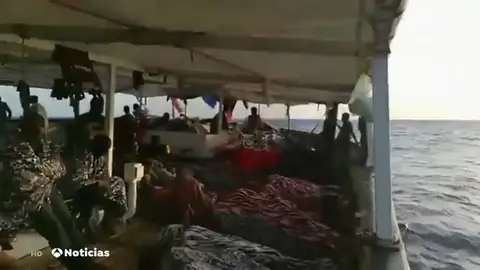 El Open Arms obtiene permiso de Malta e Italia para evacuar a tres migrantes por motivos de salud El Open Arms obtiene permiso de Malta e Italia para evacuar a tres migrantes por motivos de salud