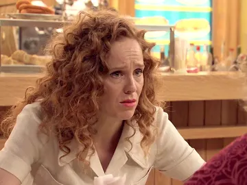 Ana se debate entre luchar por Carlos o comenzar una nueva vida en EEUU Ana se debate entre luchar por Carlos o comenzar una nueva vida en EEUU