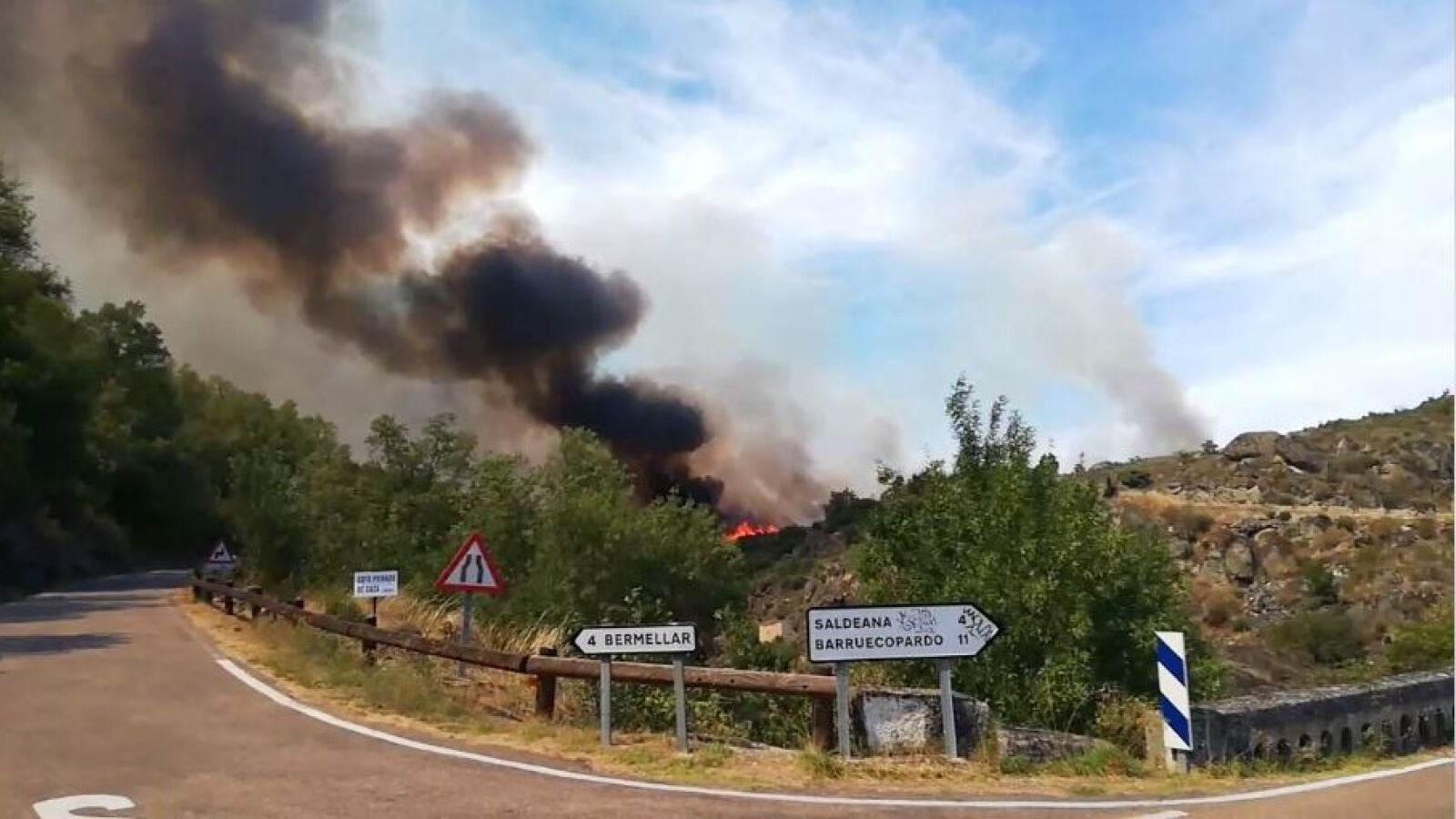 Un incendio del Parque Natural de las Arribes del Duero comienza a estabilizarse