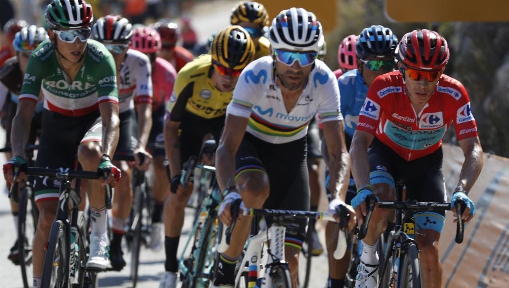 Ciclistas durante La Vuelta Ciclista a España 2019