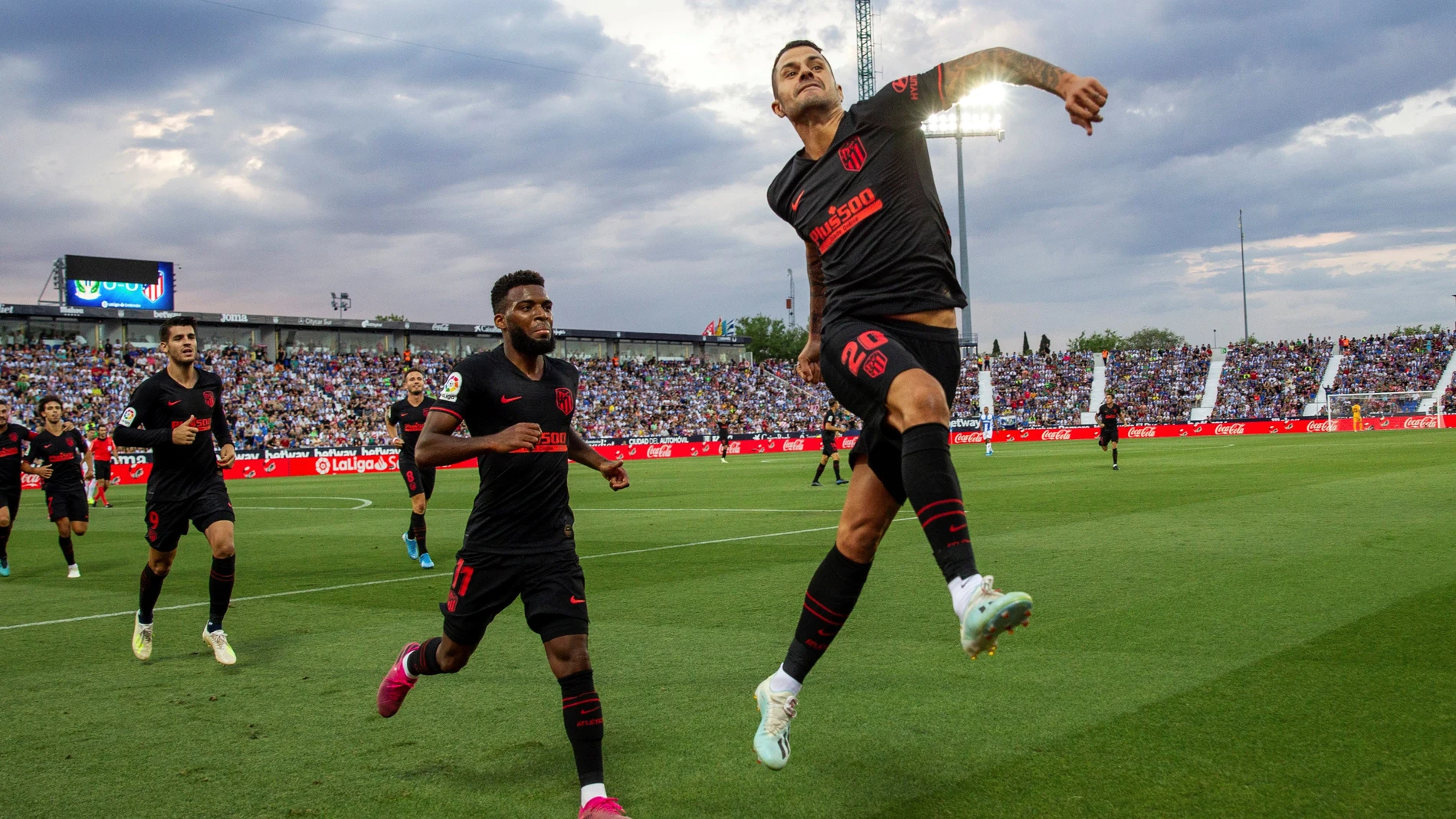 Vitolo celebra el gol de la victoria Vitolo celebra el gol de la victoria