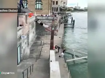 El espeluznante salto al vacío del 'Rocket Man' del parkour en Basilea El espeluznante salto al vacío del 'Rocket Man' del parkour en Basilea