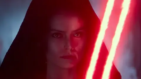 Rey se pasa al lado oscuro en el nuevo trailer de Star Wars Rey se pasa al lado oscuro en el nuevo trailer de Star Wars