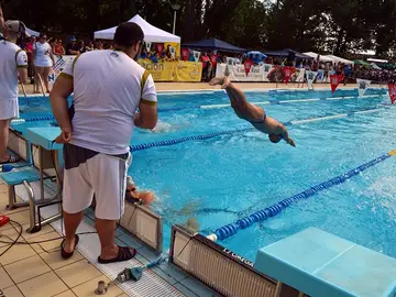 Los bañistas ya pueden usar sin problemas la piscina olímpica del Rey Juan Carlos Los bañistas ya pueden usar sin problemas la piscina olímpica del Rey Juan Carlos
